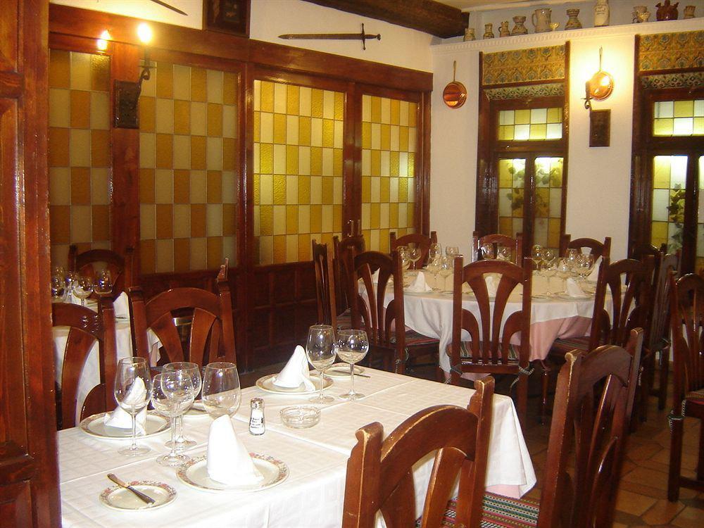 Casual Don Juan Tenorio Sevilla Exterior foto
